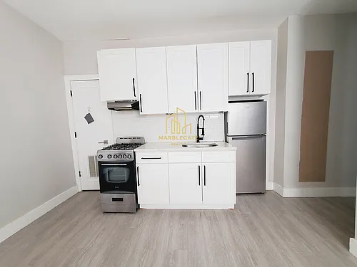 55 Lincoln St Photo 1