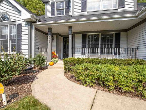 3rd image of 205 Halford Pl