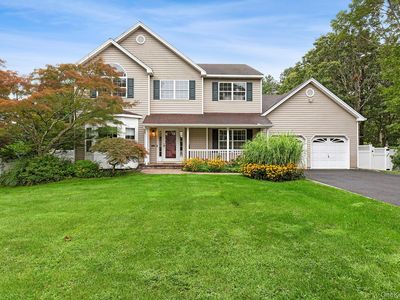 22 Embassy Road, Selden, NY, 11784