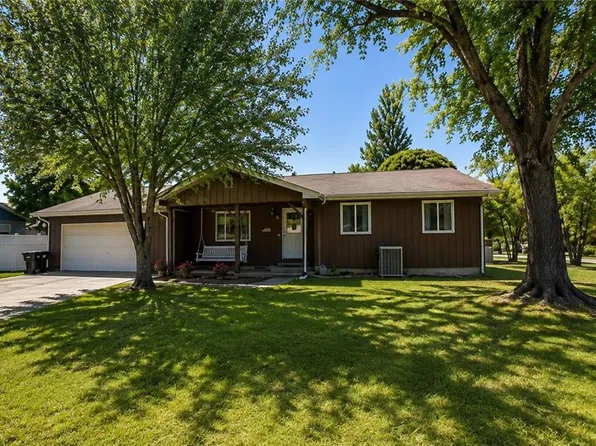 1601 Neosho St, Humboldt, KS 66748