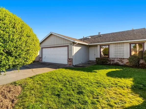 3686 Glenwood St, Eureka, CA 95501