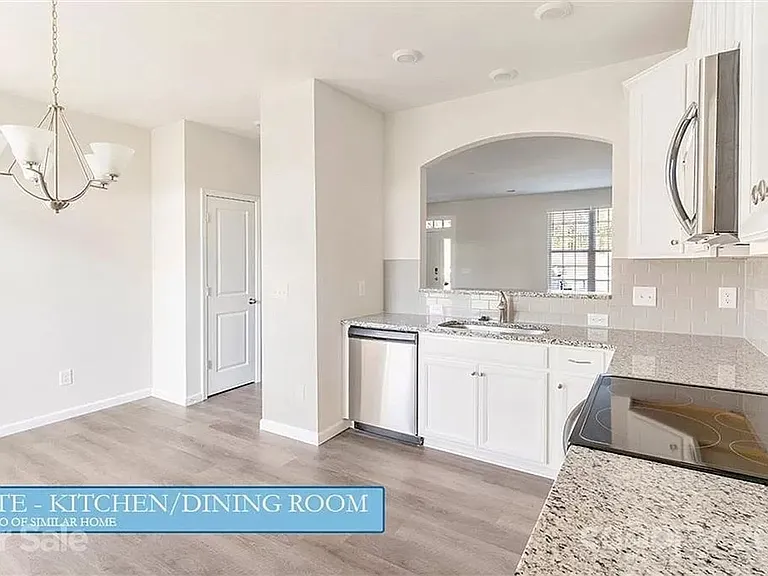 1029 Beatty Woods Dr — Photo 5