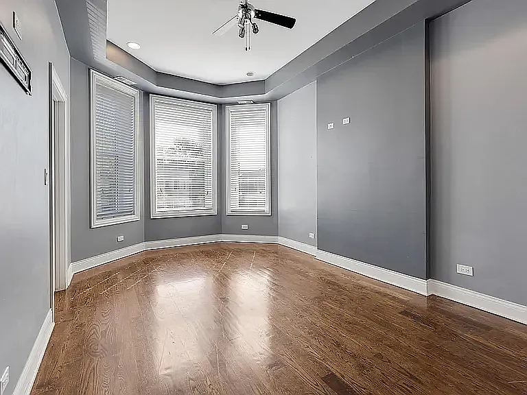 4810 S Indiana Ave #2 — Photo 7