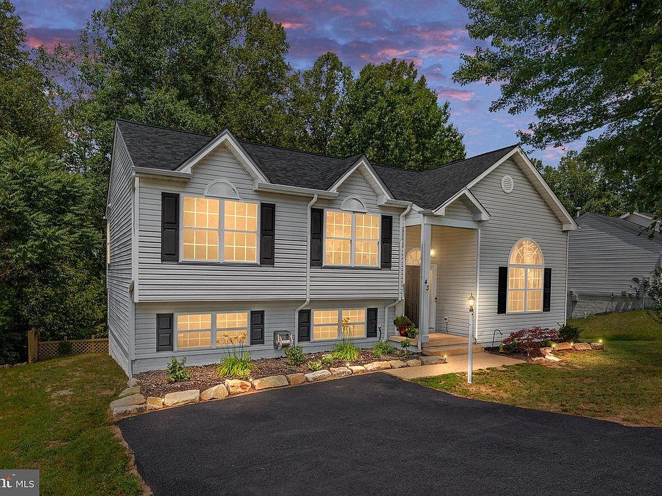 1st image of 43 Cherry Laurel Dr
