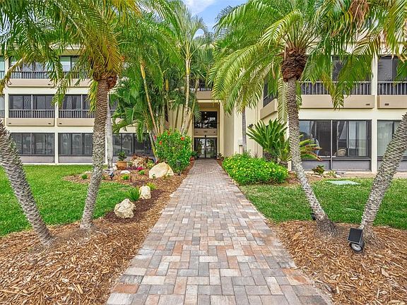 2nd image of 101 WHISPERING SANDS DRIVE #105