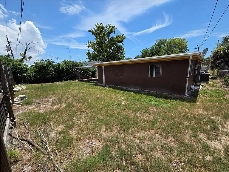 4645 Irene Loop — Photo 25