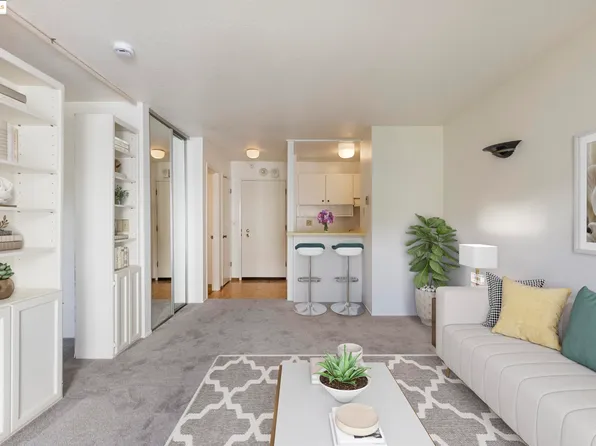 4 Anchor Dr #F337, Emeryville, CA 94608