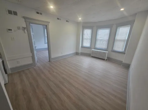 105 S Victoria Ave APT C4, Ventnor City, NJ 08406
