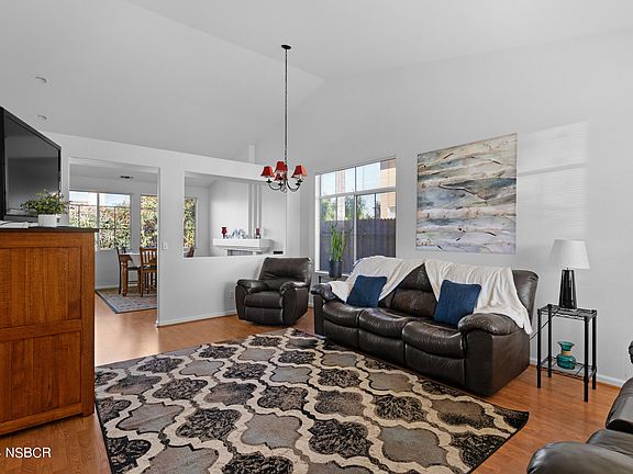 3rd image of 3681 Les Maisons Dr
