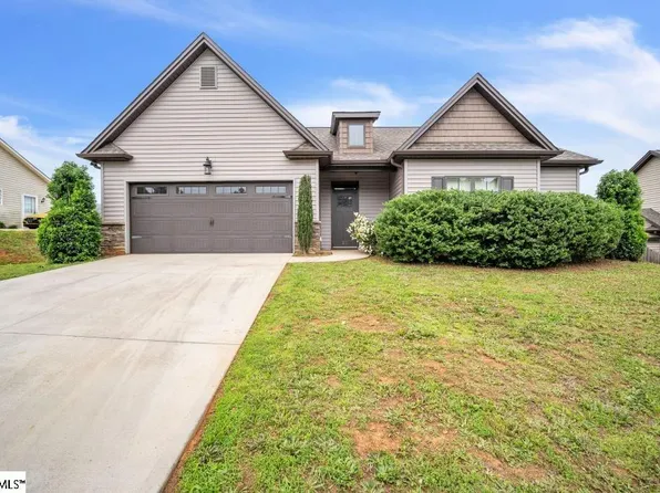 231 Laurel Trace Cir, Piedmont, SC 29673