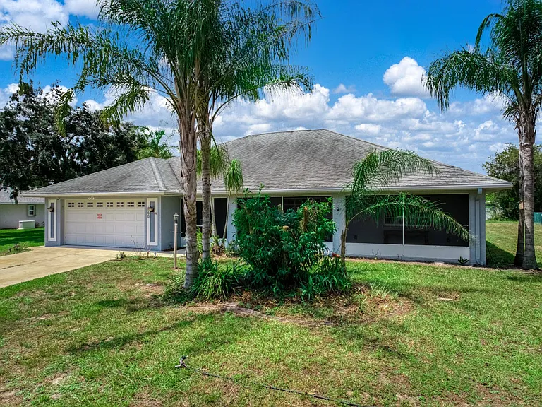 260 Tangerine Rd — Photo 3