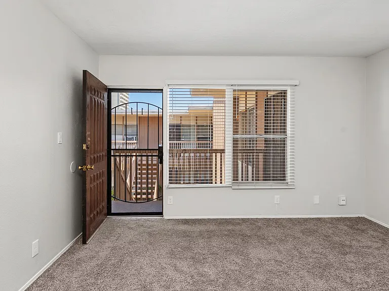 3820 Georgia St #11 — Photo 7