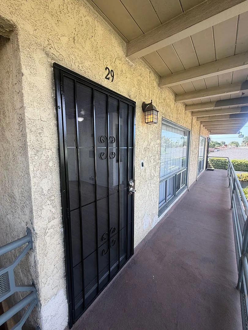1518-40 E Artesia Blvd — Photo 3