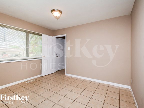 5th image of 712 Undercliff Dr