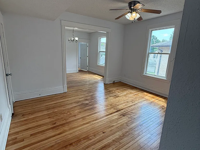 1719 Adams St NE #4 — Photo 2