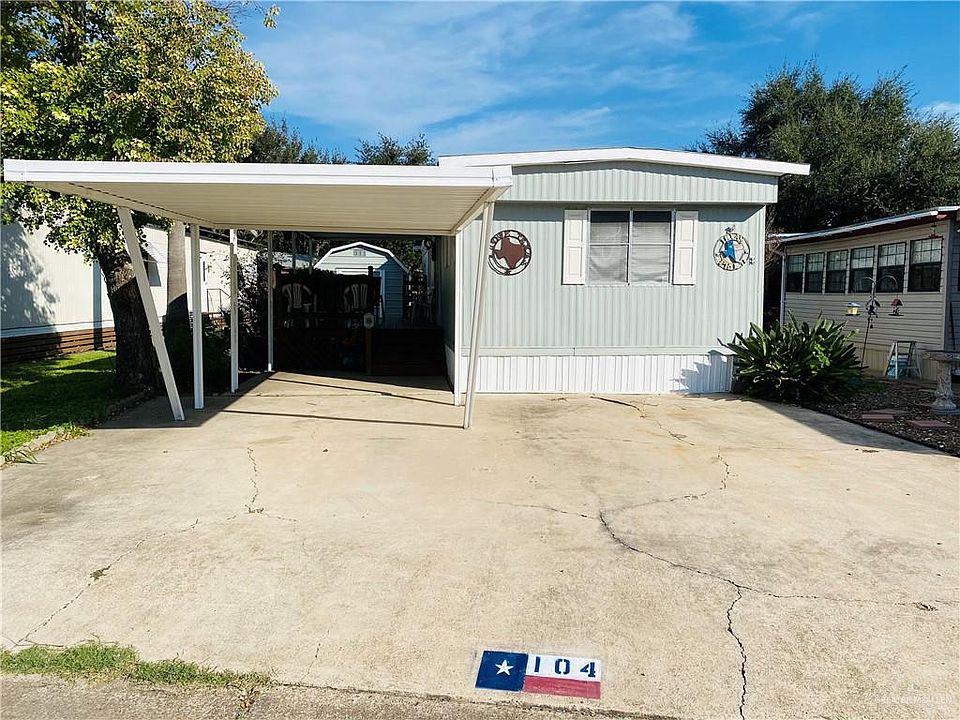 1st image of 804 Showers Dr