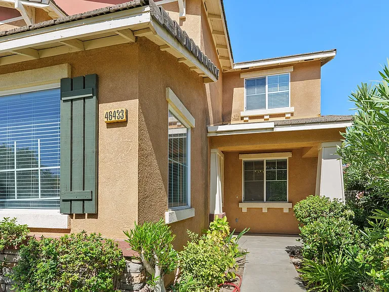 46433 Vianne Ct — Photo 2