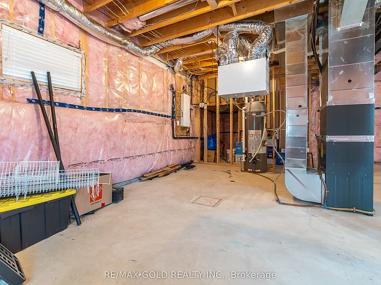 2591 Sheffield Blvd — Photo 47