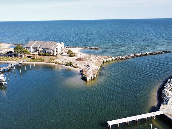 2nd image of 179 Beach Cove Dr