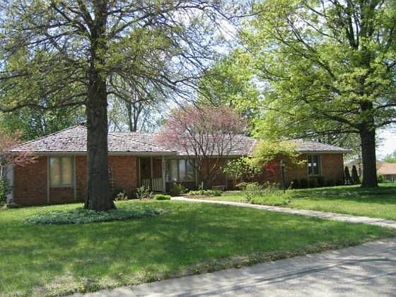 2nd image of 7061 SW Queens Ct