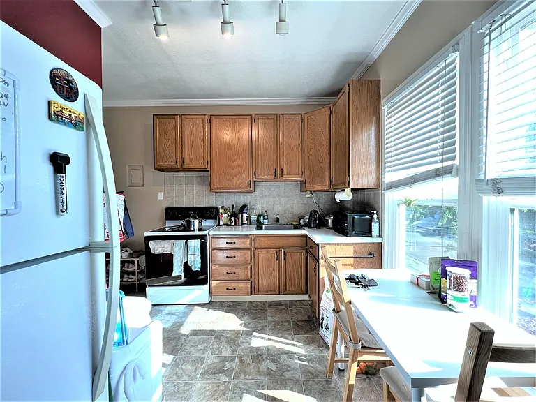 2530 College Ave #3 — Photo 10