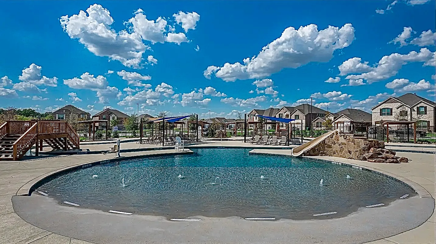 3 bed, 1266 sqft, $2,100 — Photo 3