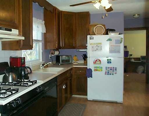 4th image of 4109 Silverado Dr