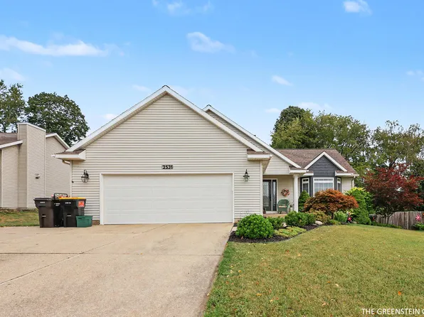 2531 Ridge Top Dr SW, Byron Center, MI 49315