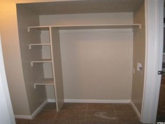 5th image of 1334 E Woodland Ave APT 4
