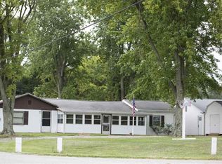 4821 N Old Plank Rd, New Harmony, IN 47631