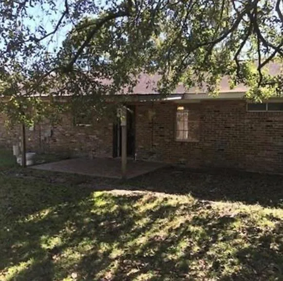 2110 Cherie Dr — Photo 11