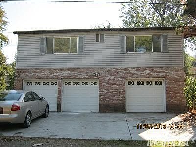 1st image of 1066 E Willow Ave