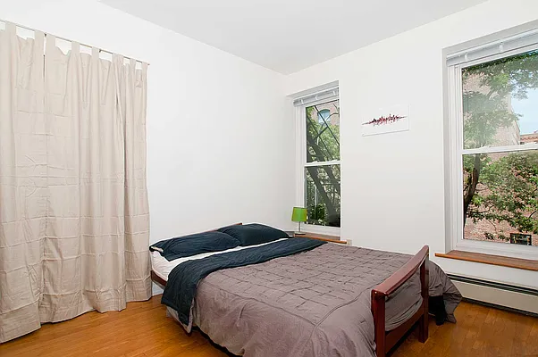 Sold by Temple Morrow LLC | media 8