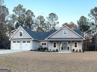 3124 Plantation Dr, Dublin, GA 31021