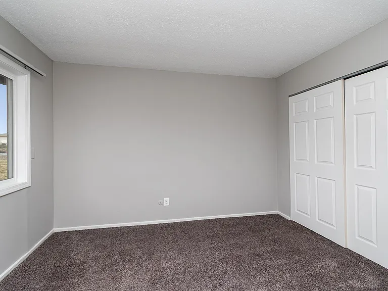 Bay Valley Harbor Apartments — Photo 41