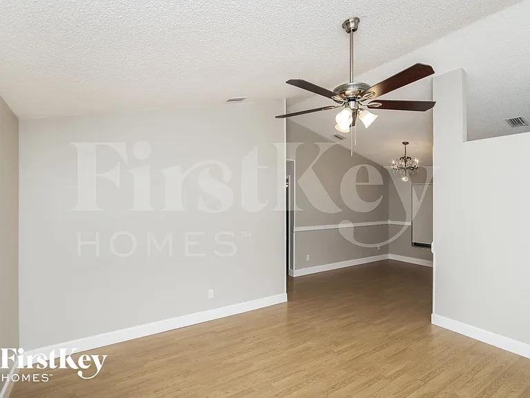 1253 Giralda Cir NW — Photo 5