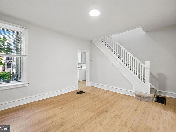 5th image of 6107 Reedland St