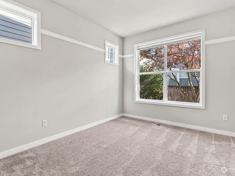 8418 153rd St E — Photo 12