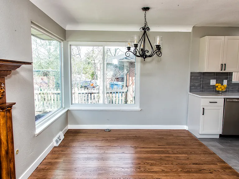 2620 S Holly St — Photo 54
