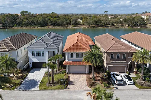 262 Yacht Harbor Dr Photo 1