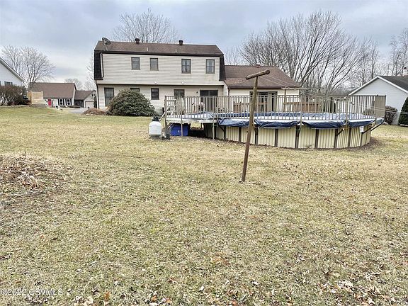 2nd image of 113 Berkeley Dr