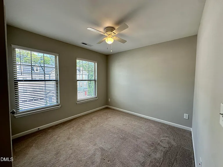 822 Richmont Grove Ln — Photo 21