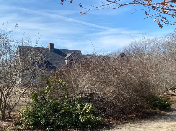 155 Kuehn Rd, Ashaway, RI 02804