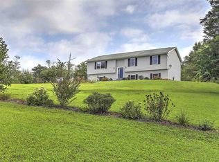 175 Montview Dr, Ruckersville, VA 22968