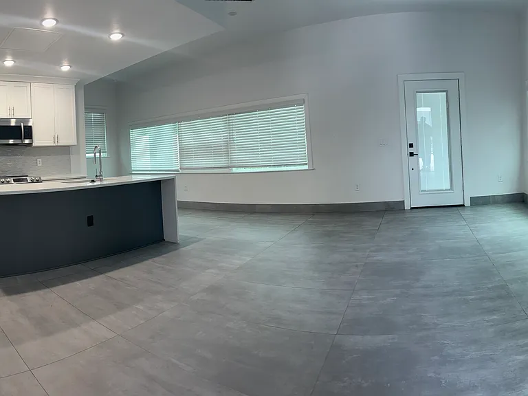 82 W Muriel St #82 — Photo 9