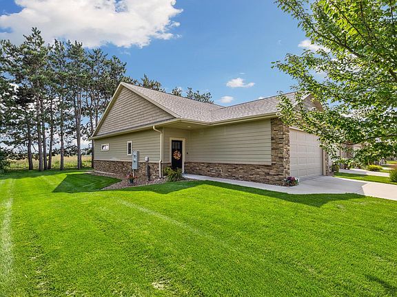 2nd image of 1800 Prairie PLACE #4