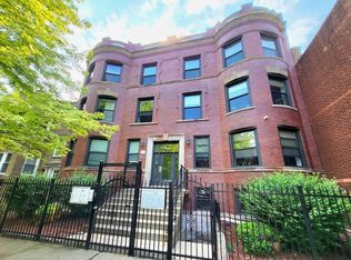 2834 N Albany Ave #6H, Chicago, IL 60618