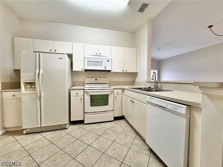 4128 Bellasol Cir #1424 — Photo 12