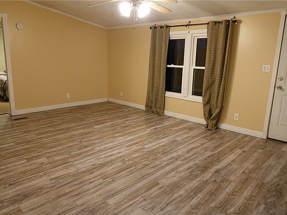 2nd image of 623 S Clearfield Rd