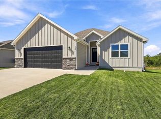 70 SE 451st Rd, Warrensburg, MO 64093
